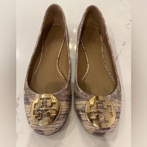 Tory Burch Reva Flats!